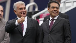 Лапорта: Искаме всичките купи този сезон