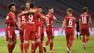Жесток Байерн нареди Шалке до Барса, разкъса ги на 8 парчета