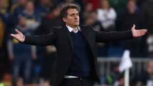 Загубата от Ривър "изяде главата" на треньора на Бока