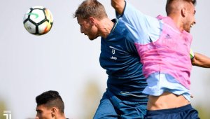 Мъките за Хьоведес продължават! Няма да играе месец