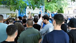 До 170 лева е билетчето за Левски - Брага, феновете чакат на опашки + ВИДЕО