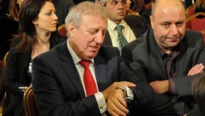 Томов иска 2 млн. лв. накуп за акциите