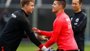 Гледат без да пипат: Байерн няма пари за Йович