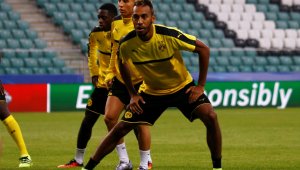 Обрат: Дортмунд продава Обамеянг, два английски колоса дават куфари с пари