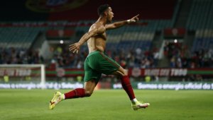 Супермен! Роналдо може да играе до 40 