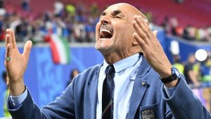 Спалети скочи на критиците и „къртиците“