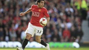 Сензация в Англия: Юнайтед си връща Карлос Тевес