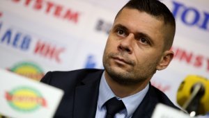 Селекционерът на младежите е с коронавирус? 