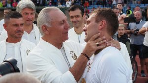 Христо Стоичков е Господ