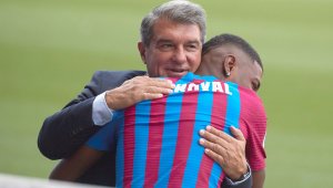 Лапорта притиска Ла Лига заради Меси