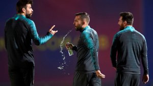 Пике: Не поддържам контакт с Меси. Виждал съм го няколко пъти на паркинга