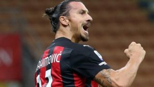 Гранде Милан бие, Ибрахимович бележи със задна ножица