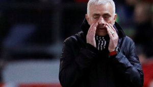 Моуриньо захапа Ливърпул: Къде са им трофеите?