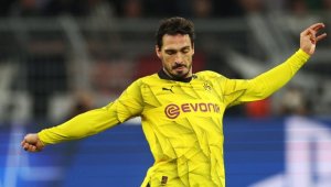 Ас на Дортмунд заби уникална мацка + СНИМКИ