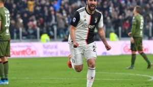 Ривър Плейт си връща Игуаин от Юве