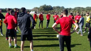 Стамен поти здраво играчите на ЦСКА