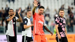 Юве удари СПАЛ, Буфон с рекорд