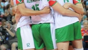 Волейболните ни &quot;лъвове&quot; еднолични лидери в Група &quot;А&quot;