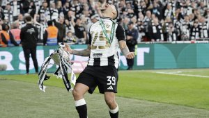 Бруно Гимараеш изпадна в екстаз след триумфа на Нюкасъл