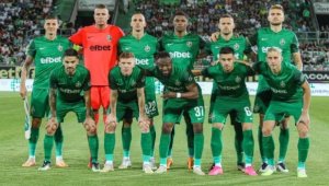 Лудогорец ще продължава полета си у нас след отпадането от ШЛ