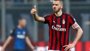 Юнайтед готви оферта за Бонучи