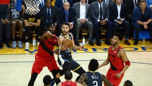 Голдън Стейт се измъкна с обрат и дръпна с 2-0 на Портланд