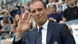 Юве се насочи към Годин и младок от Аякс