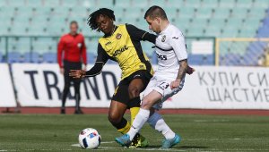 Стефан Велков и Вейле с важна победа в Дания