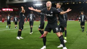 Спя с 5 топки и съм класа. Звъннете ми при нужда от хеттрик