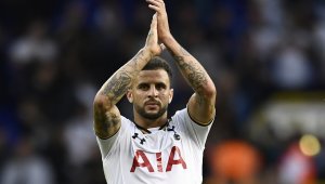 В Тотнъм нямат спирка, преподписаха и с Уокър