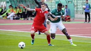 Берое надигра тотално Пирин, но пропусна да го обърне + ВИДЕО
