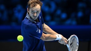 Медведев отнесе Рууд и е на финал в Торино 