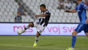 Обявиха страшилището Божинов за дебел