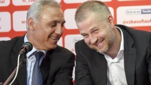 ЦСКА го изгони, но той сега е пред сензационно назначение