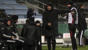 Флик призна: Отпадането ни е огромен шок