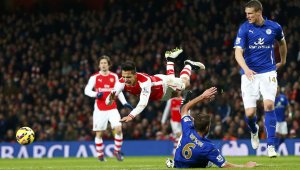 Арсенал надхитри "лисиците"