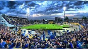 Левски затвори сектор "В" заради лошо време 