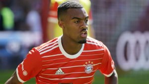 "Змията" на Байерн е отровна, но не хапе