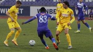 Страх от наказание тресе Левски преди Купата