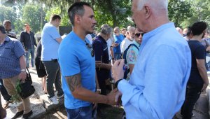 Феновете на Левски са раздвоени за Живко Миланов