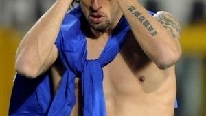Амаури се депресирал от головата суша