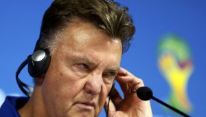 Ван Гаал: Играем срещу Аржентина, не срещу Меси