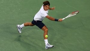 Федерер с рутинна победа на старта в Синсинати