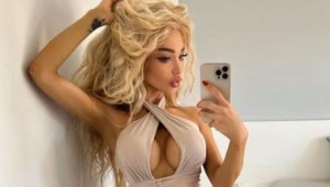 Национал на Словения пирува пиян с мацки, жена му бясна + СНИМКИ