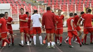 БИСЕРИ: Жена ми каза, че ЦСКА са смешни