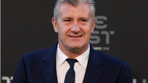 Давор Шукер размаха пръст на отсъстващите Роналдо и Меси