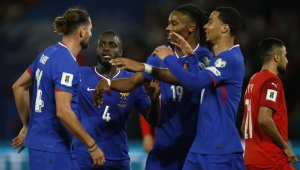 Мачовете по телевизията днес, 13 октомври