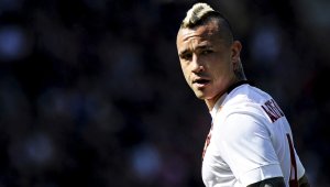 Треньорът на Рома: Разчитам на Наинголан