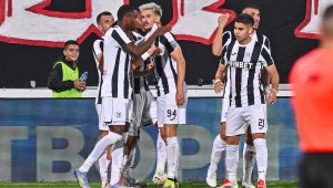 Локо Пловдив тресна Ботев Враца и се изравни с втория