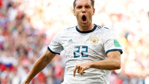 Голямата звезда на Русия ще смени Зенит с китайския Шенхуа